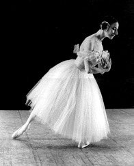 Alicia Alonso en el segundo acto de Giselle