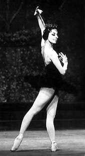 Alicia Alonso en el Cisne Negro de El Lago de los Cisnes