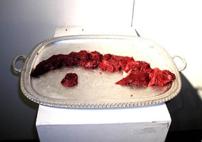 Xavier Cortada: masa crnica (2000)